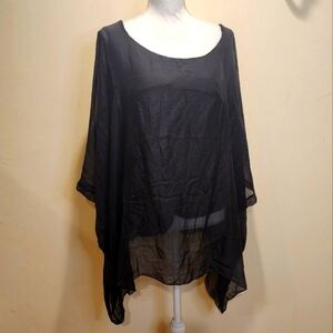 Skinnytees black tunic OS